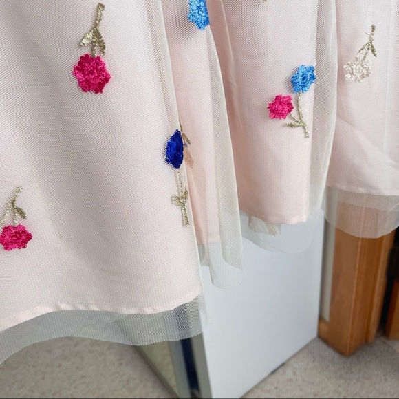 Modcloth Blush Embroidered Dress - Never Worn - Picture 6 of 9